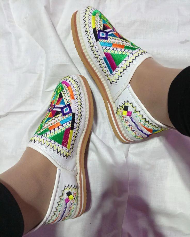 Moroccan Slippers , Amazigh Babouche From Fés Artists