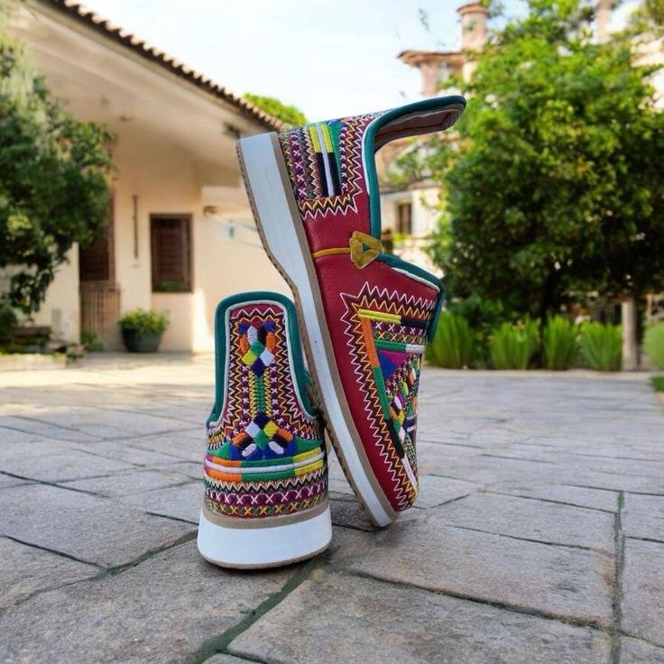 Moroccan Slippers , Amazigh Babouche From Fés Artists