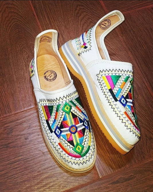 Moroccan Slippers , Amazigh Babouche From Fés Artists